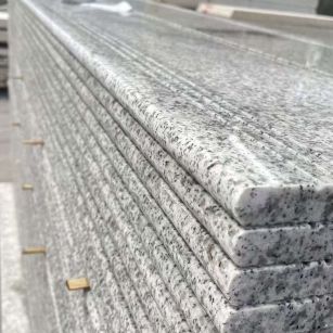 滁州芝麻白楼梯踏步 花岗岩楼梯板材